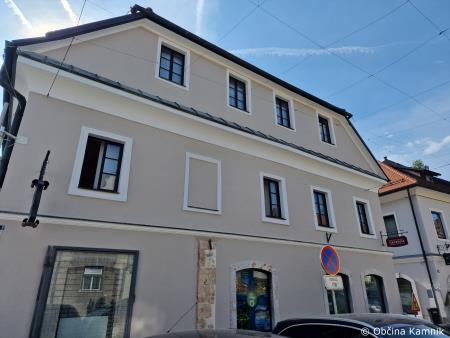 Obnova fasade na objektu Glavni trg 2 (1)